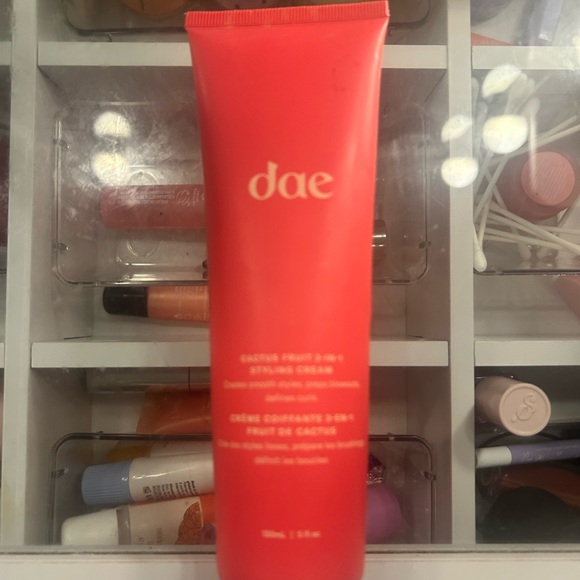 Dae Cactus Fruit 3-in-1 Styling Cream - Picture 1 of 1